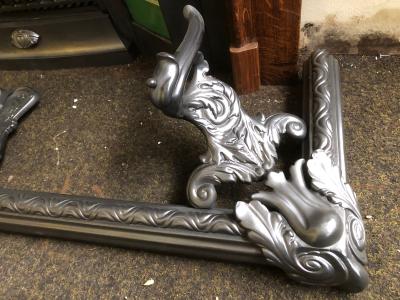 Antique Art Nouveau fender - corner