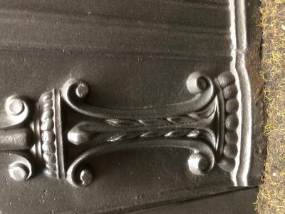 Antique Georgian Carron hob grate - leg