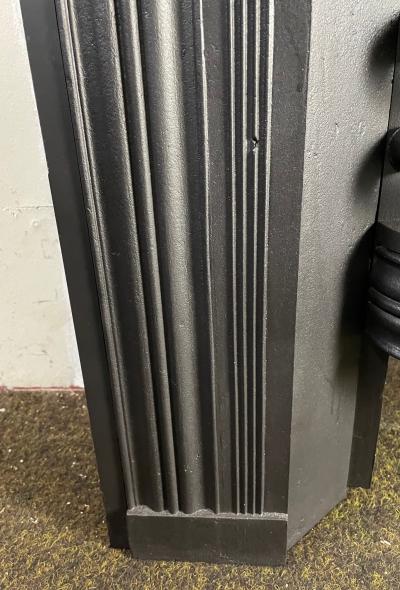 Antique Georgian hob grate  - leg