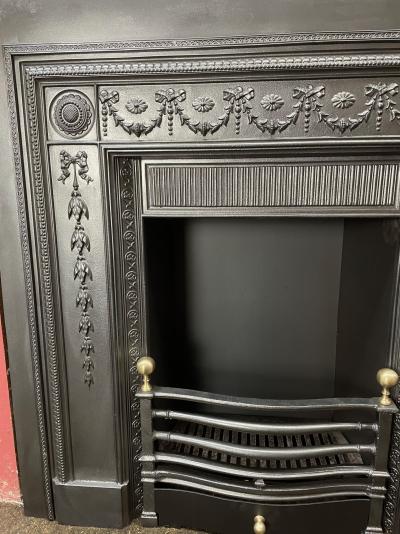 Antique Late Georgian Early Victorian cast iron interior - grate
