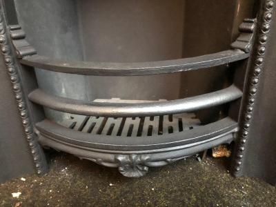 Antique Victorian arch insert - grate