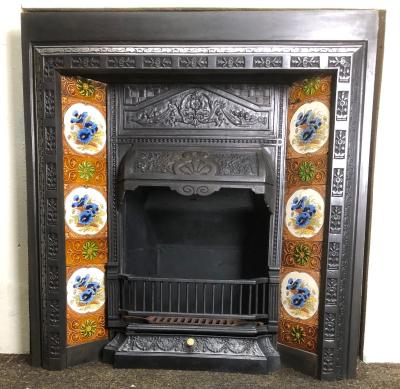 Antique Victorian tiled insert- large burning area