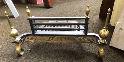 Period Regency style tapered fire grate