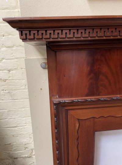 Antique 1920s / 1930s Mahogany Fire Surround - corner