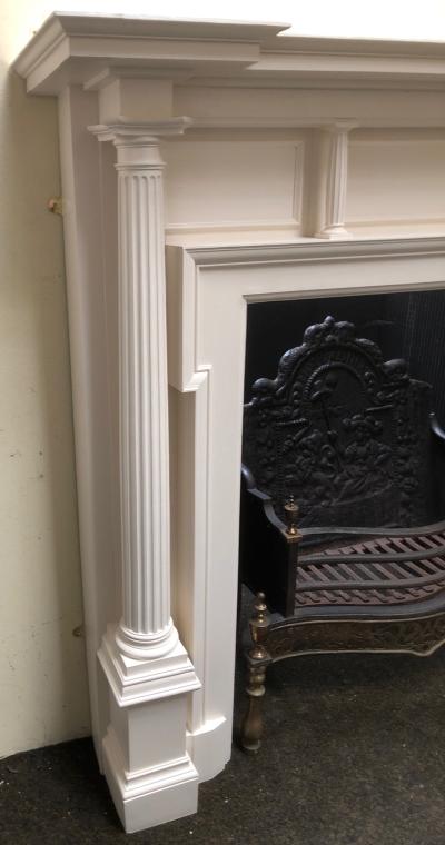 Antique Georgian surround - leg