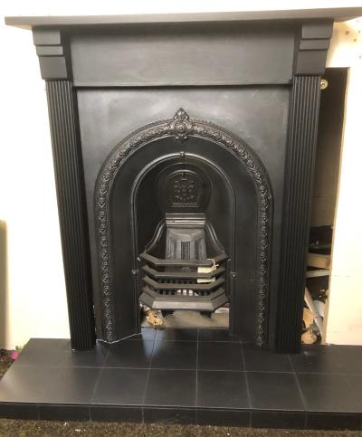 Antique bedroom fire surround