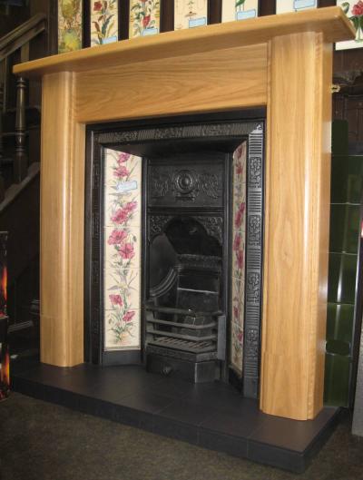 Reproduction Angus Oak Surround