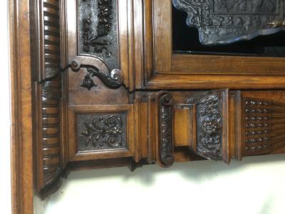 Antique Early Victorian Burr Walnut Fire Surround - corner